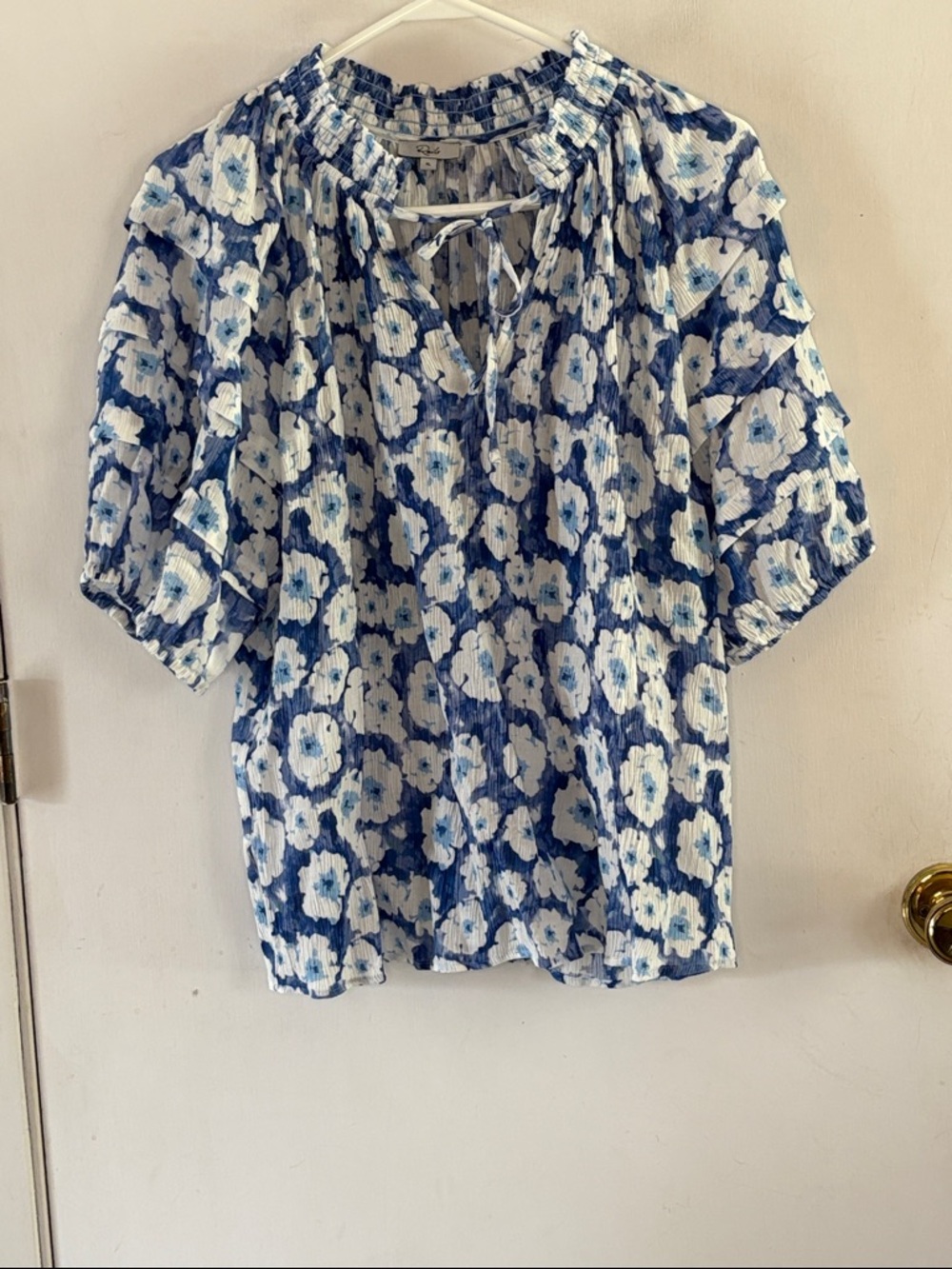 Rails Paris blue white floral short sleeve puffy sleeve blouse Size XL